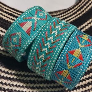 😍 Gorgeous Handwoven Bangle - 💌 from Puerto Rico